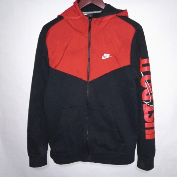 Nike | Shirts | Nike Sportswear Full 